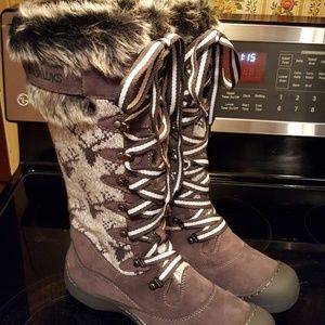 MUK LUKS Gwen Women's Deer Print Waterproof Winter